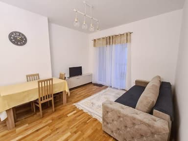 Аренда квартиры с 1 спальней в Бечичи - 650 EUR в год