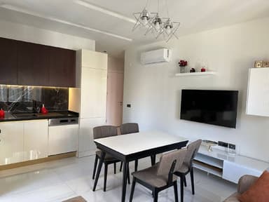 Квартира в Best Home 38 Cleopatra Triumph с мебелью и техникой, 2200 EUR/мес