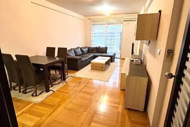 Аренда квартиры с двумя спальнями в Бечичи за 950 EUR с огромной террасой