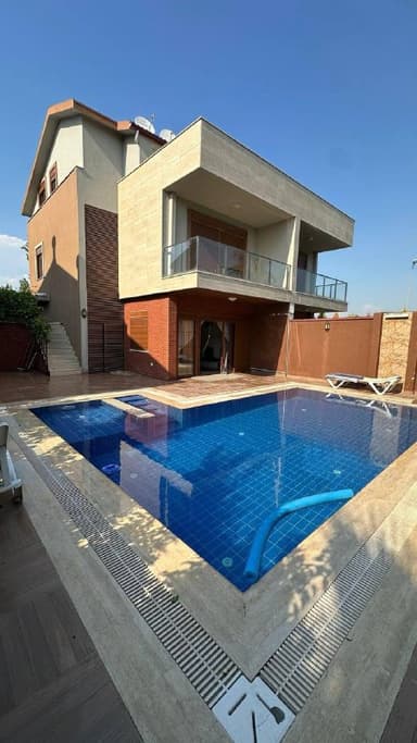 Аренда виллы в Белеке: 2 спальни, 8000 TL за ночь в мае