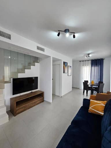 Квартира в аренду в Гран Алакант, 2500 евро/мес, 1,5 км от моря