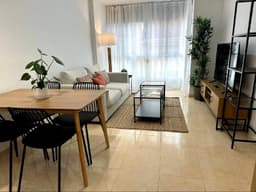 Аренда квартиры в Валенсии: 2 спальни, 1490 EUR