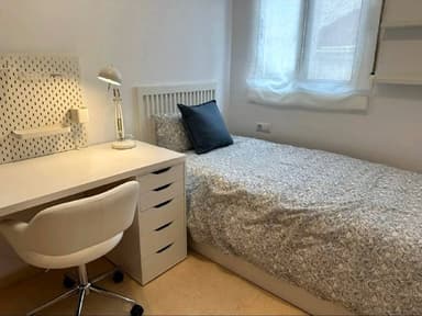 Аренда квартиры в Валенсии: 2 спальни, 1490 EUR
