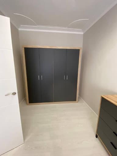 Уютная квартира в Барселоне с большой террасой за 1600 EUR/мес