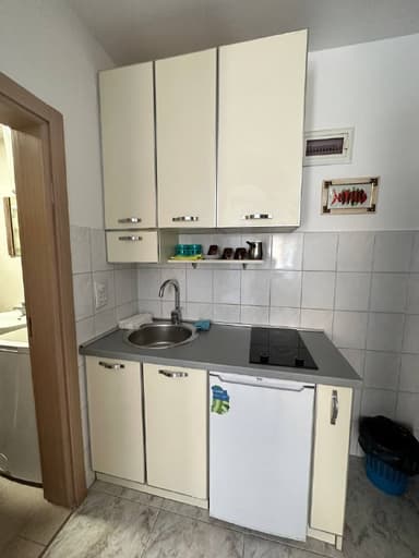 Аренда сезонной студии в Будве - 1000 EUR в месяц